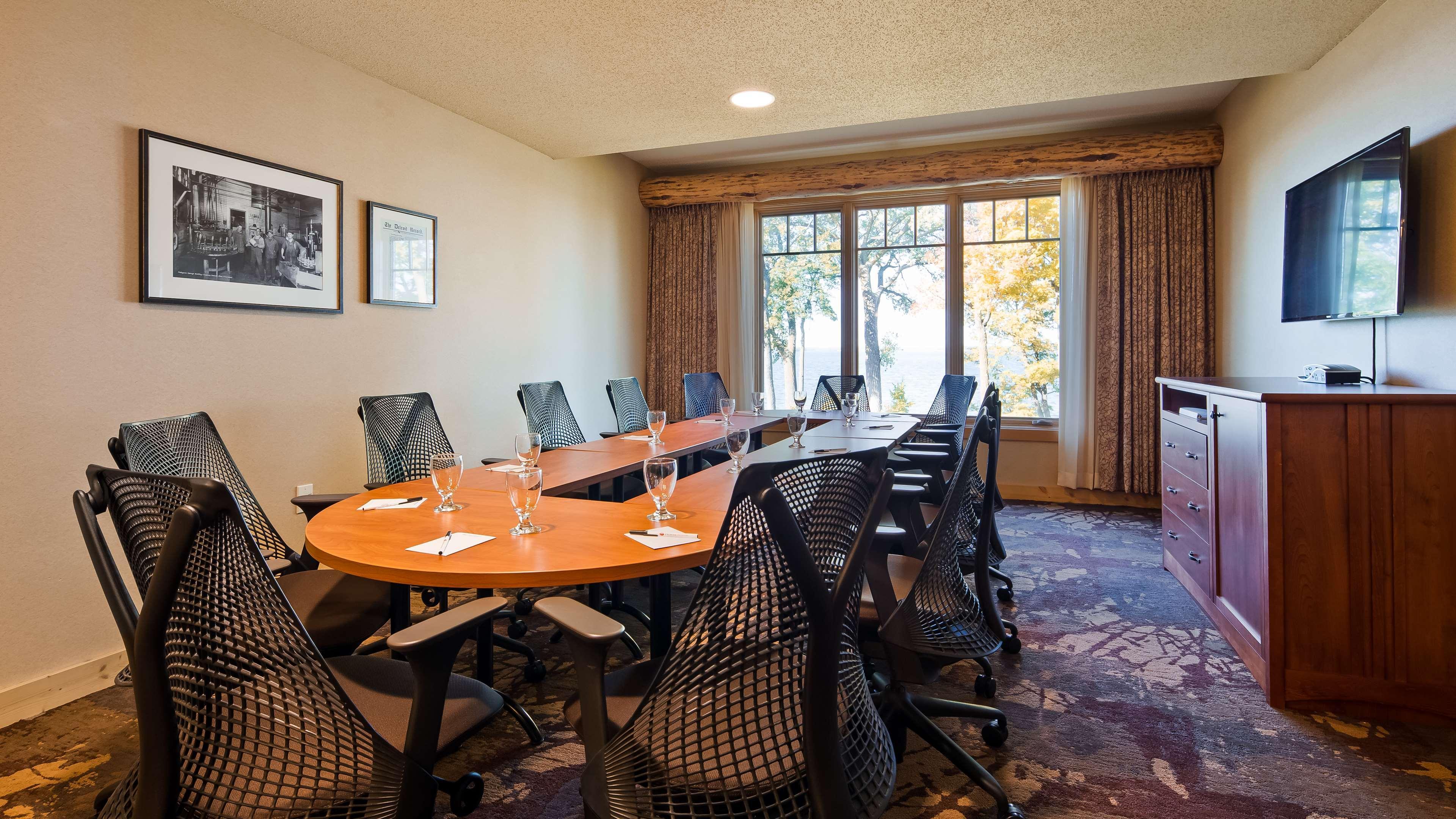 Best Western Premier The Lodge On Lake Detroit Detroit Lakes Extérieur photo